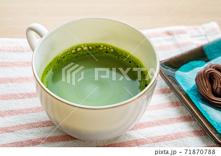 カジュアルに飲む抹茶 カジュアルに飲む抹茶 71870788