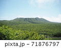 伊豆大島三原山 71876797