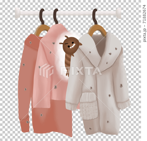 Closet worm-eaten skin beetle winter clothes Closet worm-eaten skin beetle winter clothes 71882674