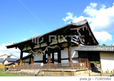 東大寺伽藍建築の遺構　転害門 71905060