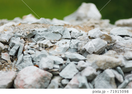shale slate stones, close-up view shale slate stones, close-up view 71915098