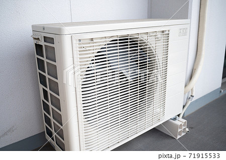 エアコン室外機 エアコン室外機 71915533