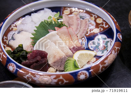 鯨の刺身 クジラ肉 クジラ くじら さえずり 百ひろ 鯨ベーコン 赤肉 うねす 赤身 皮 鯨の刺身 クジラ肉 クジラ くじら さえずり 百ひろ 鯨ベーコン 赤肉 うねす 赤身 皮 71919611