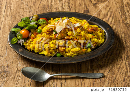 カレーピラフ　Curry pilaf rice Asian style 71920736