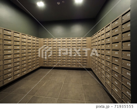 タイ・バンコク コンドミニアムの郵便受け / mailbox of a condo in BKK タイ・バンコク コンドミニアムの郵便受け / mailbox of a condo in BKK 71935555