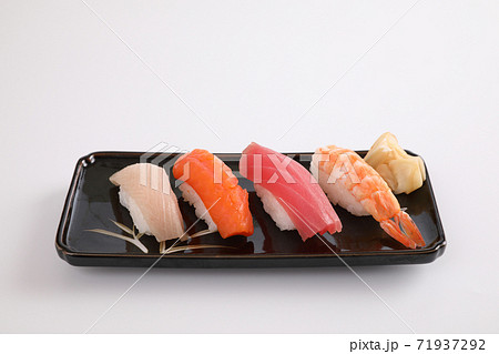 Sushi set , Japanese food sushi salmon tuna shrimp and sea bass isolated in white background Sushi set , Japanese food sushi salmon tuna shrimp and sea bass isolated in white background 71937292