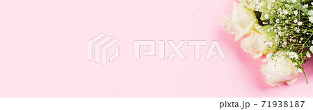 White roses bouquet on pastel pink background White roses bouquet on pastel pink background 71938187