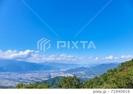 9月半ば、陣馬形山の展望台からの景色 長野県上伊那郡中川村 71940919