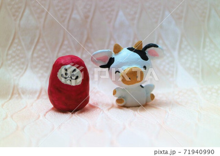 牛　ハンドメイド素材とだるま 71940990