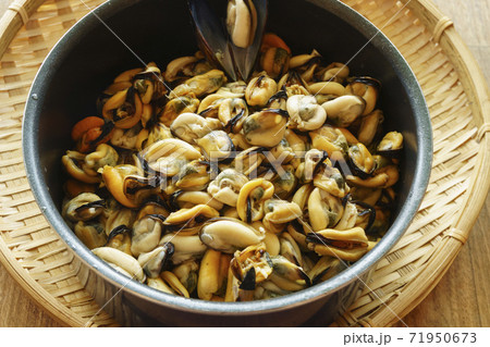 ムール貝 シーフード 食べ物 71950673