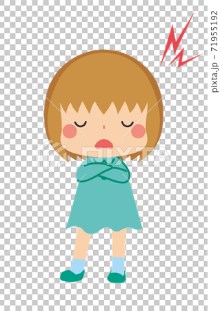 一個可愛的小女孩,沮喪和雙臂交叉 一個可愛的小女孩,沮喪和雙臂交叉 71955192