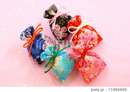 和風イメージの小物雑貨　匂い袋 71966666