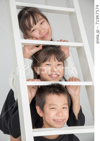 仲良し3人兄弟 仲良し3人兄弟 71967574