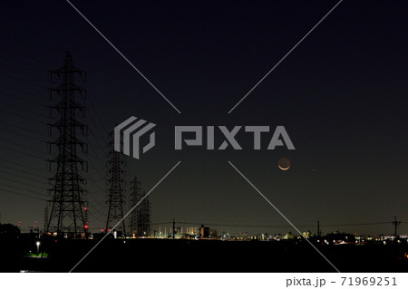 地球照の見える月と水星 71969251