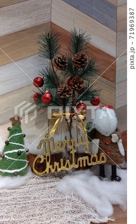 クリスマス 飾り付け 71969387