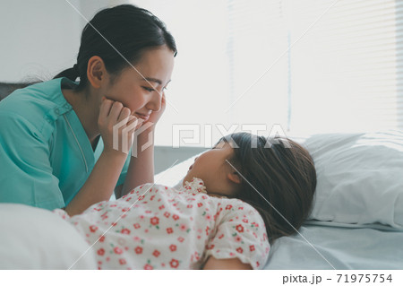 小児看護 71975754