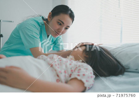 小児看護 71975760