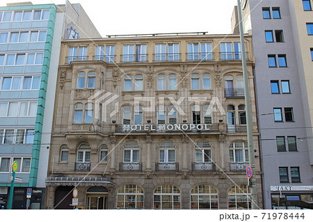 ドイツ　フランクフルト　市街地のホテル　［ドイツ］ 71978444