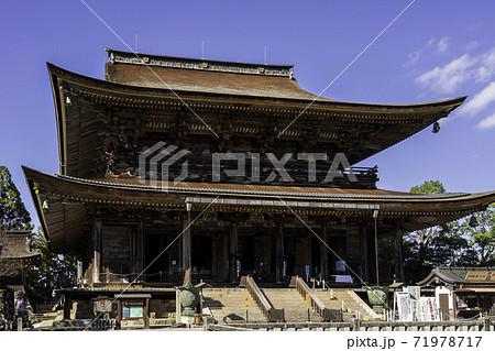 吉野　金峯山寺　本堂（蔵王堂）　奈良県吉野郡吉野町 71978717