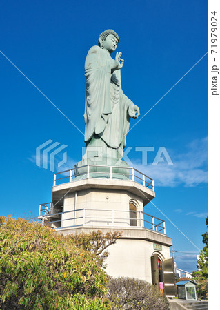 【良畴寺 長浜びわこ大仏】 滋賀県長浜市下坂浜町 【良畴寺 長浜びわこ大仏】 滋賀県長浜市下坂浜町 71979024