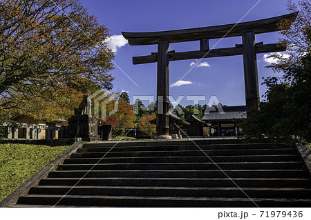吉野神宮　鳥居　奈良県吉野郡吉野町 71979436