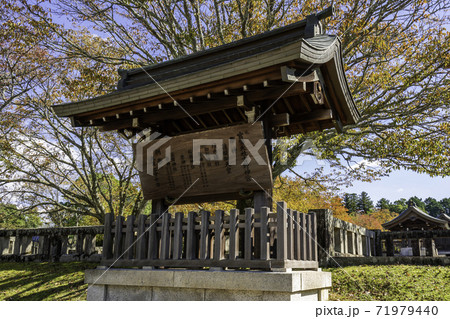 吉野神宮 鳥居 奈良県吉野郡吉野町 吉野神宮 鳥居 奈良県吉野郡吉野町 71979440
