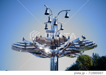 鳴り響く鐘 鳴り響く鐘 71980007