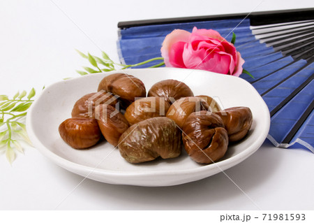 栗, 食べ物, 甘栗, 実, 秋, 食材, くり, 秋の味覚, マロン, 剥き栗, 茶色, 毬栗 栗, 食べ物, 甘栗, 実, 秋, 食材, くり, 秋の味覚, マロン, 剥き栗, 茶色, 毬栗 71981593