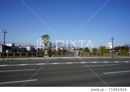 北上川の流れと鉄橋 北上川の流れと鉄橋 71982856