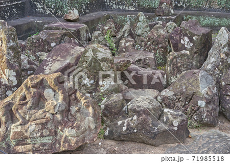 カンボジア 遺跡 像 世界遺産 カンボジア 遺跡 像 世界遺産 71985518