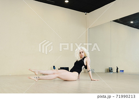 Fit dancer doing exercise Fit dancer doing exercise 71990213