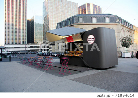 フランス パリ リヨン 71994614