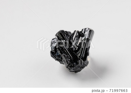 ブラックトルマリン／ショール 71997663