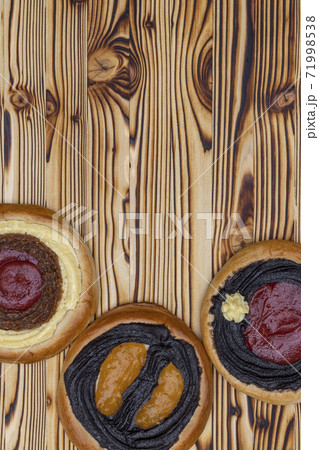 traditional czech cakes on burnt spruce wood 71998538