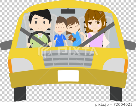 楽しそうに車に乗ってドライブする家族のイラストのイラスト素材