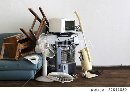 粗大ゴミの集合写真 72011080