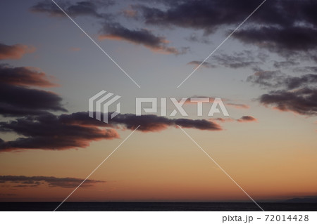 土佐湾の夕暮れ 72014428