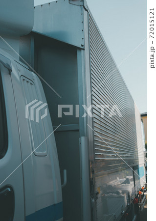 トラック 72015121