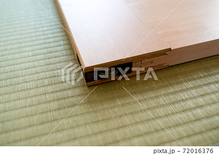 戸車　引き戸 72016376