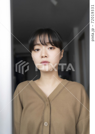 きれいな女性のポートレート きれいな女性のポートレート 72019331