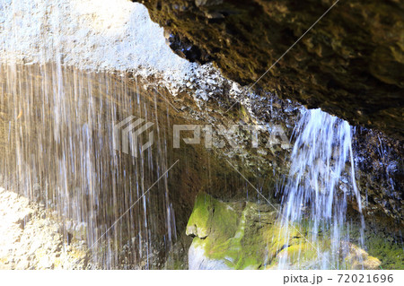 月待の滝 72021696