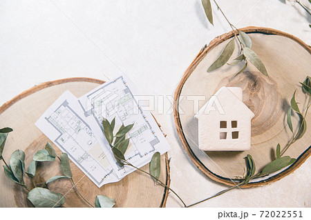 家・不動産・物件・間取り。暮らしや生活・家庭のイメージ。 72022551