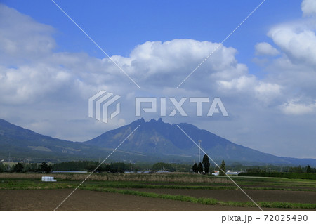熊本県 南阿蘇 阿蘇の山、 熊本県 南阿蘇 阿蘇の山、 72025490