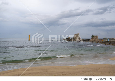 海 波 灯台 72029119