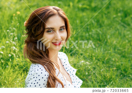 Portrait of young woman. 72033665