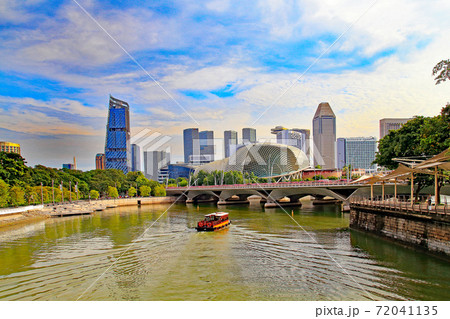 マーライオンパーク 72041135