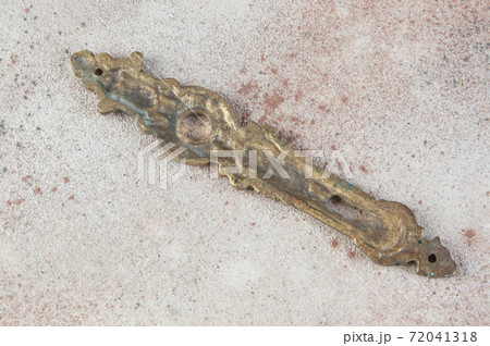 Antique brass key and handle holes cover 72041318