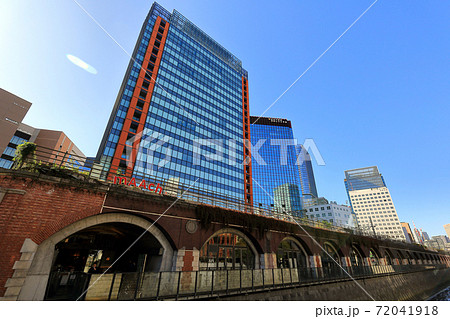 東京　神田　万世橋付近の風景 72041918