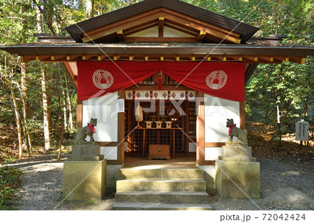 秩父・長瀞散歩:宝登山神社 境内の宝玉稲荷神社 秩父・長瀞散歩:宝登山神社 境内の宝玉稲荷神社 72042424