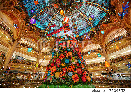 パリのイルミネーション 72043524